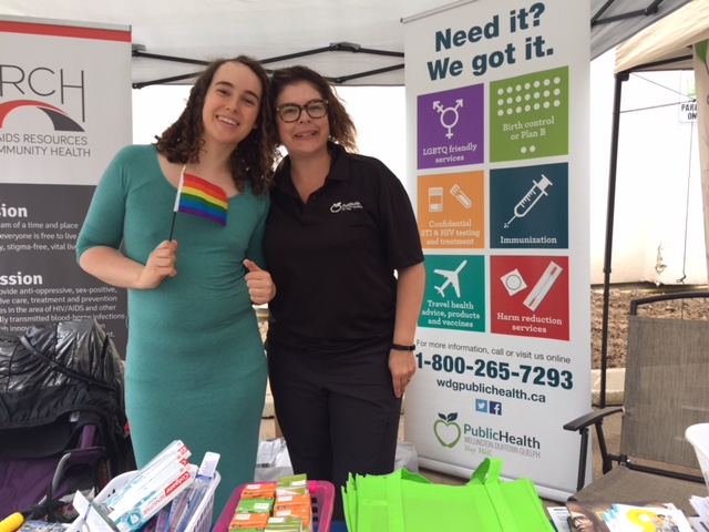 Public health nurse and partner from ARCH at an Orangeville community event